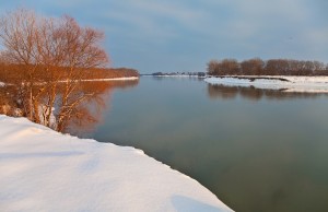 кубань в декабре, еще немного и река покроется льдом