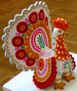 Мастер прикладного творчества показал школьникам, как изготовить саратовскую глиняную игрушку